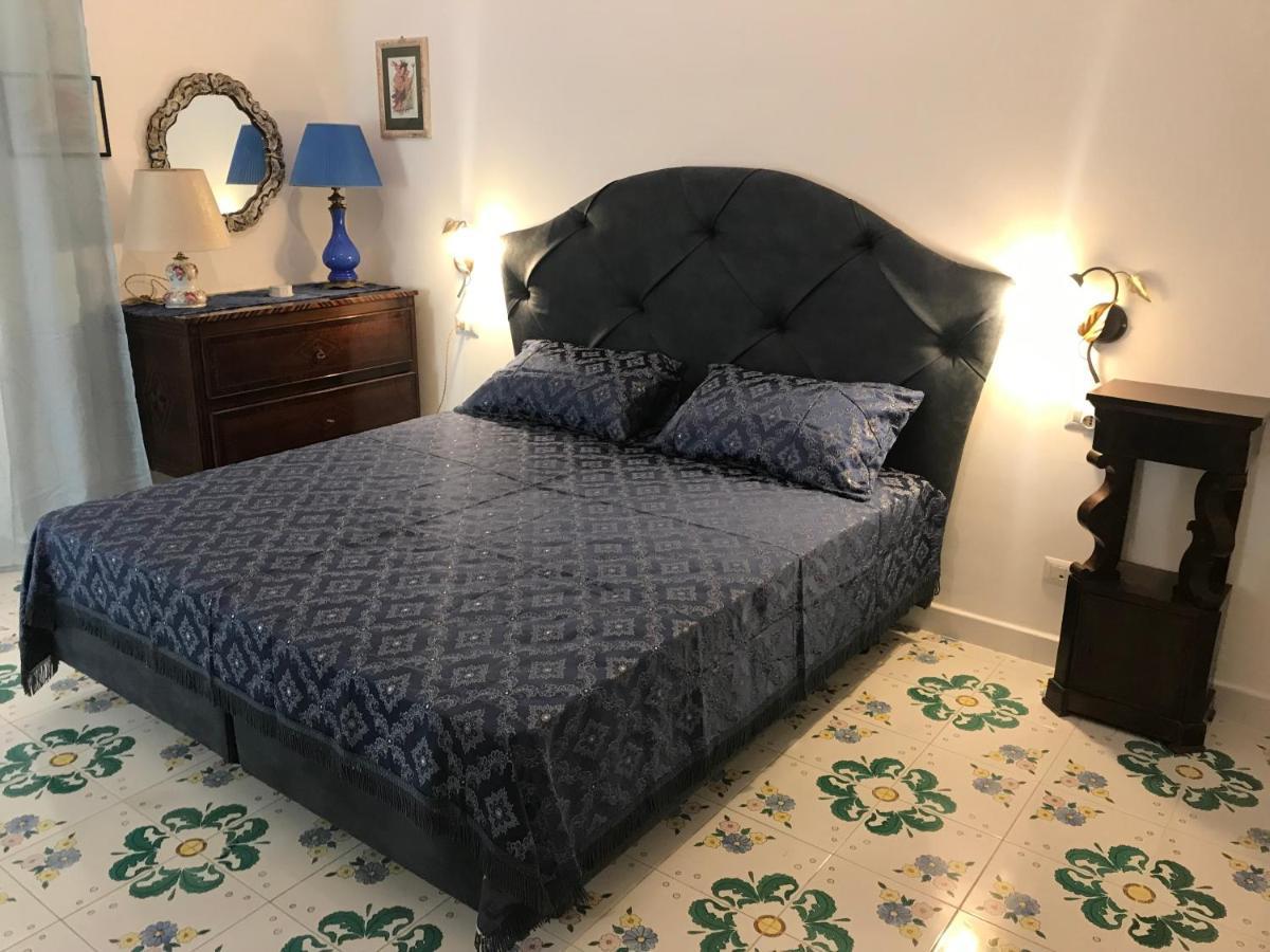 ماسّا لوبْرينسِ Resort Ferrara Villa Multa Quies المظهر الخارجي الصورة