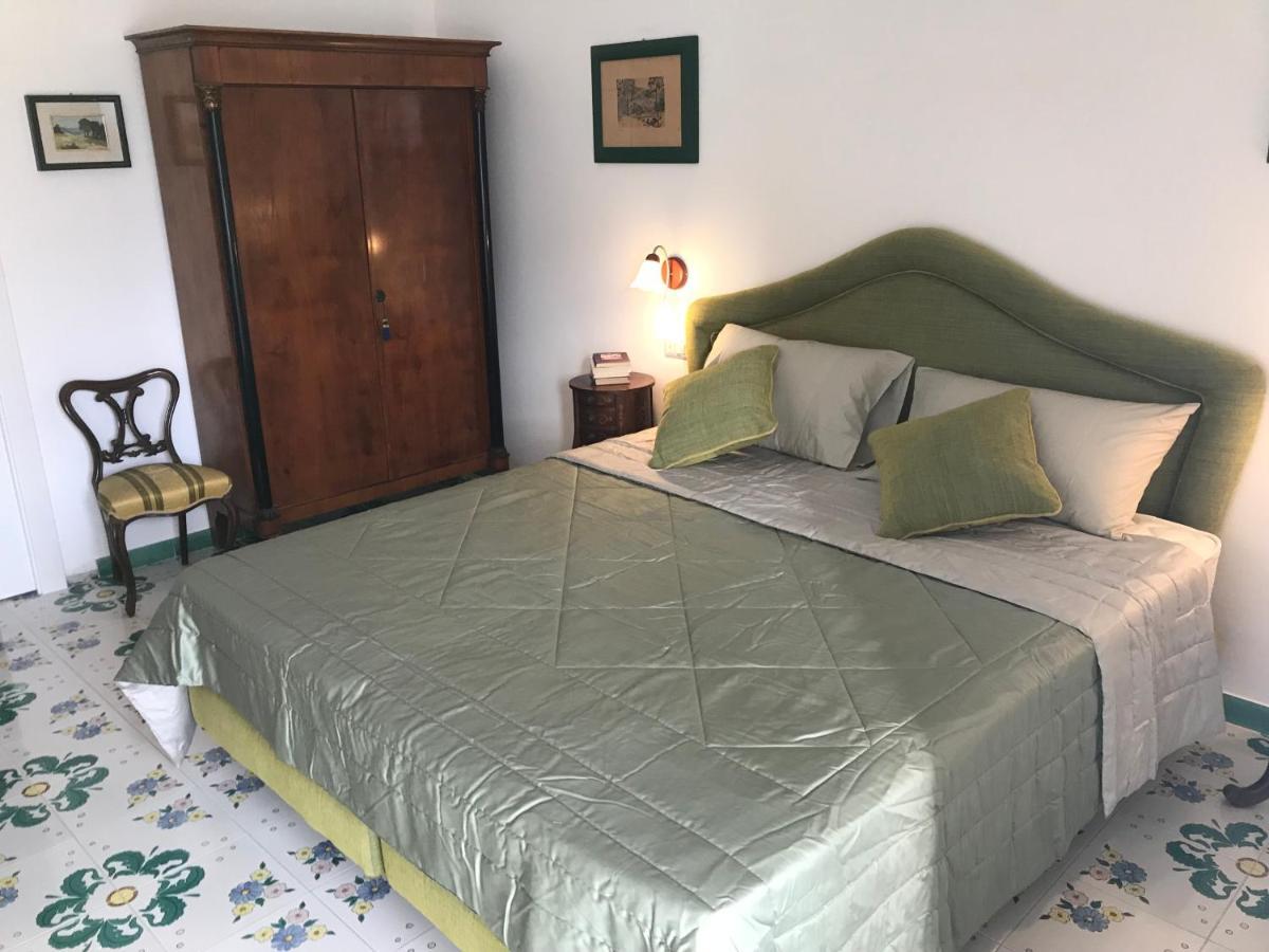 ماسّا لوبْرينسِ Resort Ferrara Villa Multa Quies المظهر الخارجي الصورة